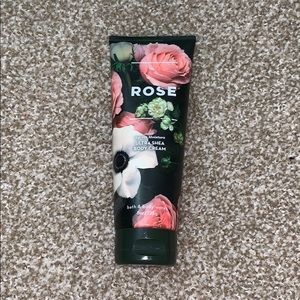 Rose body cream